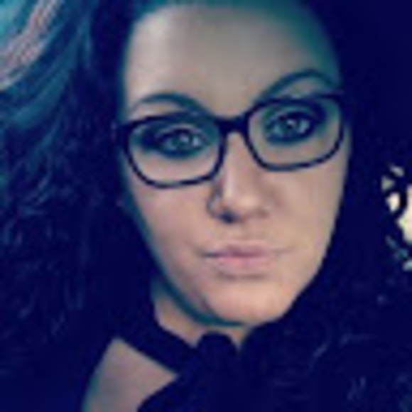 Meet your Posher, Crystal - Picture 1 of 1